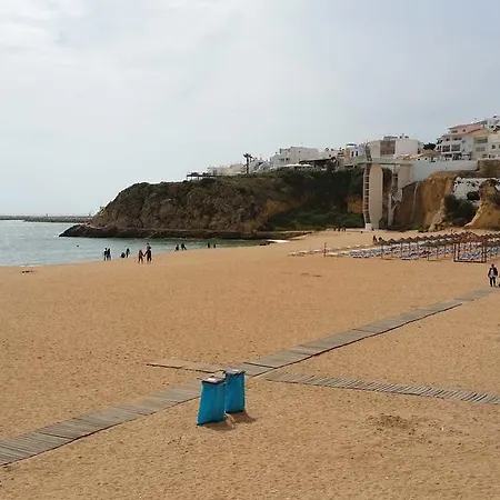 Апартаменты Near The Албуфейра