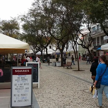 Near The アルブフェイラ